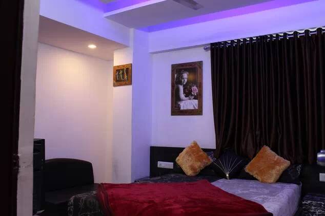 Hotel Kum Kum, Ahmedabad 4